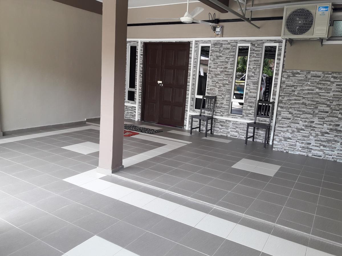 Homestay Bahau Jempol エクステリア 写真